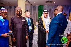 NIPS-2021_Day-1-Images-126