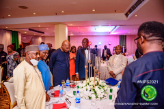 NIPS-2021_Day-1-Images-154