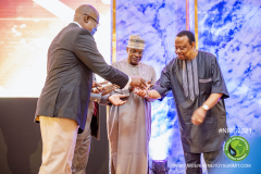 NIPS-2021-Day-4-GALA-DINNER-AND-AWARDS-NIGHT-1-195