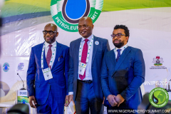 NIPS-2021-Day-3-PLENARY-SESSIONS-296