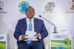 NIPS-2021-DAY-4_PLENARY-SESSIONS-130