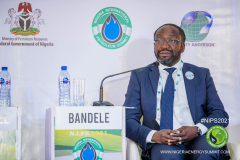 NIPS-2021-DAY-4_PLENARY-SESSIONS-135