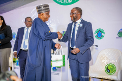 NIPS-2021-DAY-4_PLENARY-SESSIONS-138