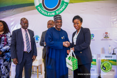 NIPS-2021-DAY-4_PLENARY-SESSIONS-281